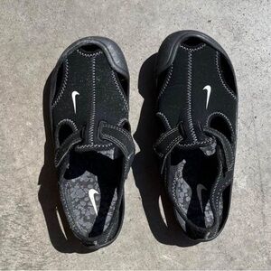 Boys size 1 Water Shoes